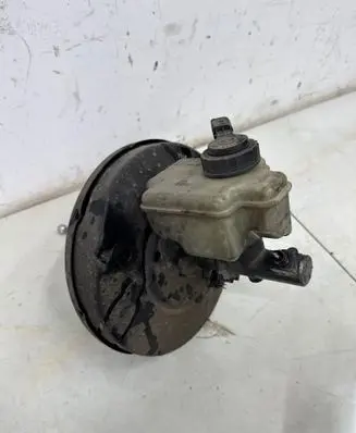 Volkswagen Golf V Brake booster 1K1614105AR
