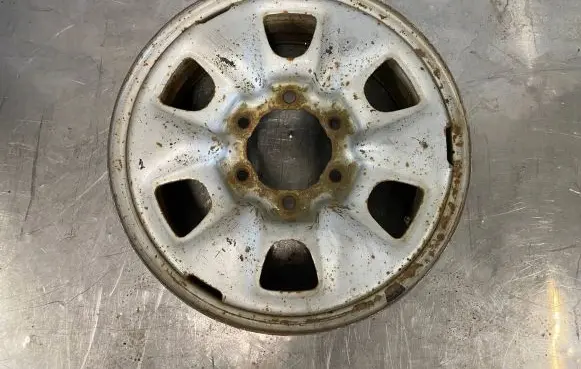 Ford Ranger R16 alloy rim 