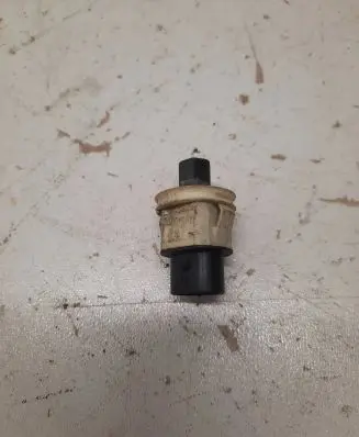 Ford Galaxy Front door sensor coupe 6N0947563