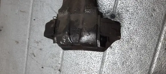 Fiat Uno Front brake caliper