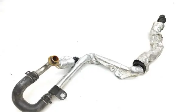 Engine coolant pipe/hose