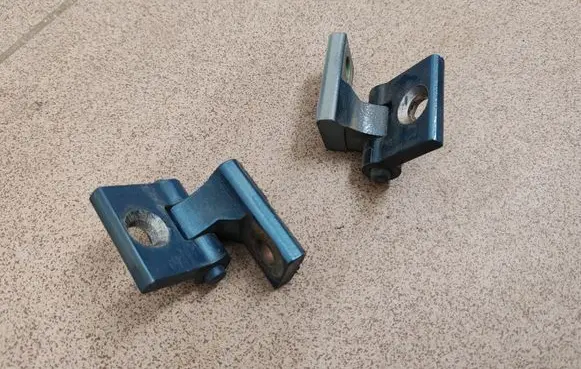 Audi A2 Front door hinge set 