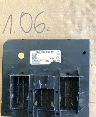 Volkswagen Golf VII Central body control module 5Q0937087BF