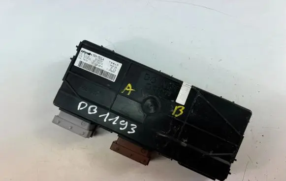 Tesla Model S Other control units/modules 101183800H