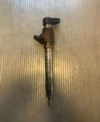 Jaguar XF Fuel injector 4S7Q9K546AF