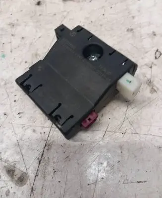 BMW X5 E70 Antenna control unit 41030481 0039002