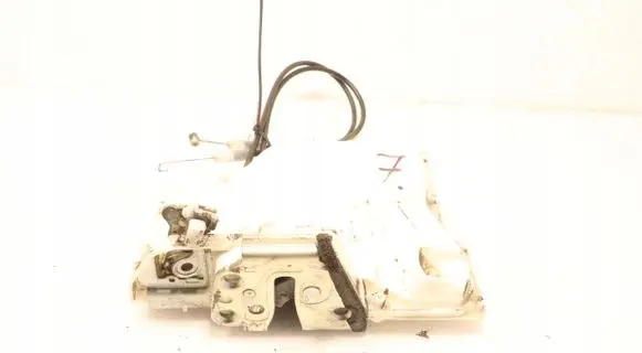 Suzuki SX4 Front door lock