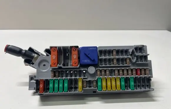BMW 5 G30 G31 Fuse box set 9350313