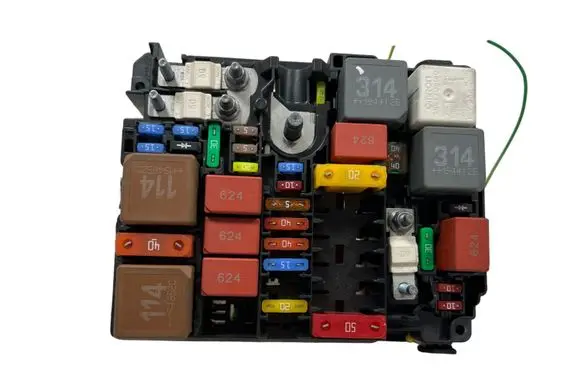 Peugeot 508 II Fuse module 9804848580 ACE0479 8PPL1201