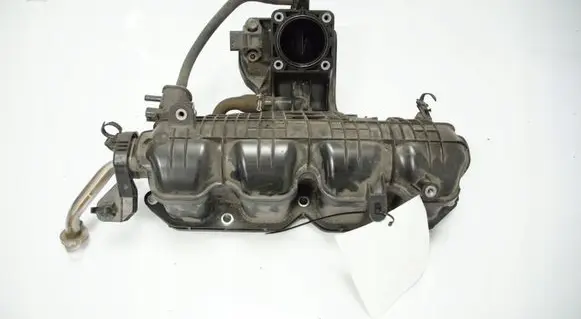 Toyota Yaris Intake manifold 17120-37054