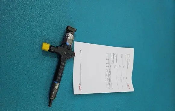 Fuel injector