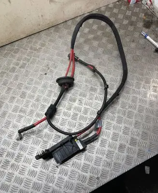 Audi Q7 4M Positive cable (battery) 4M0971225AS