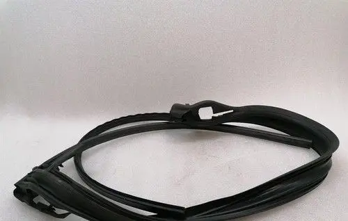 McLaren 600LT Front door rubber seal 13AA646SP