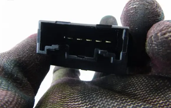 KIA Venga Headlight level height control switch 933001P100EQ