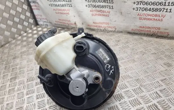 Audi Q7 4L Brake booster 7L8612101