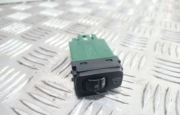 Mitsubishi Lancer VIII Headlight level height control switch