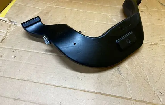 Mercedes-Benz G W461 W463 1st Gen Cabin air duct channel A4638310157 A1638300272