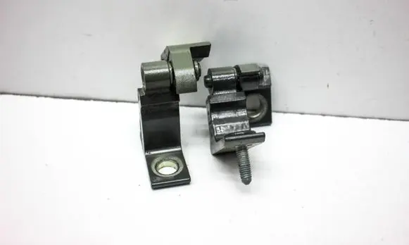 Rear door hinge set