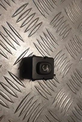 Tailgate opening switch