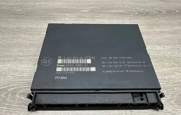Mercedes-Benz S W221 Seat control module A2218700992 00112153 00405881A1