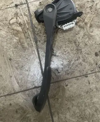 Volvo V70 Accelerator throttle pedal
