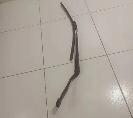 BMW X5 F15 Windshield/front glass wiper blade 8464 2423 7304069