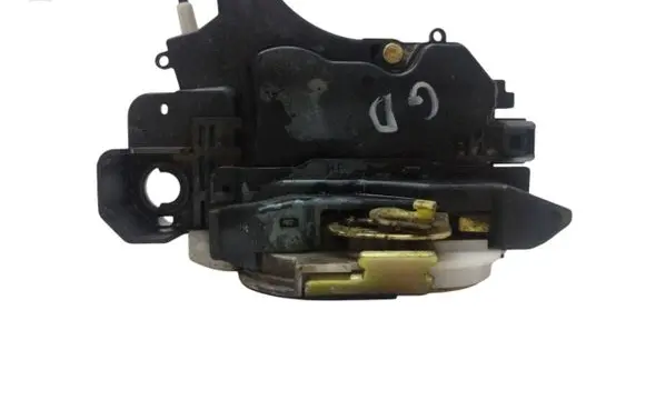 Mitsubishi Colt Rear door lock 04719A