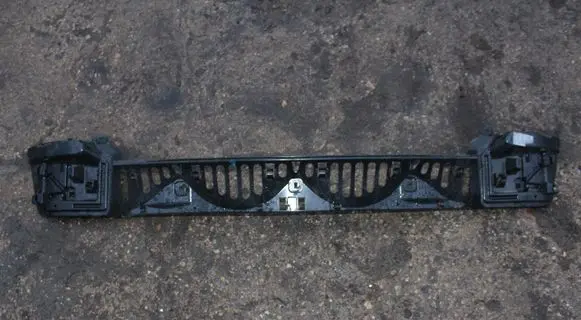BMW 6 F12 F13 Rear bumper mounting bracket 7223161