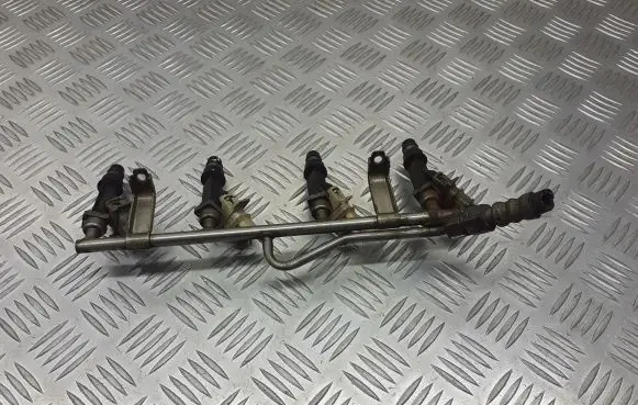Opel Astra G Fuel main line pipe 25313846