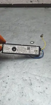 Mercedes-Benz GLC X253 C253 Aerial antenna amplifier A2139056800 ZGS005
