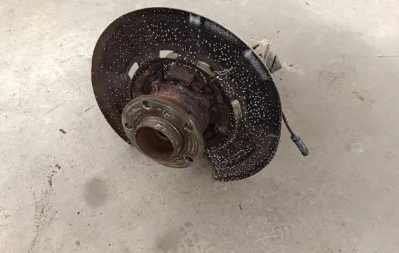 BMW X5 F15 Rear wheel hub spindle/knuckle 