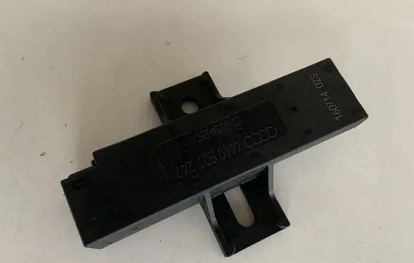 Audi Q7 4M Keyless (KESSY) go control unit/module 4M0907247