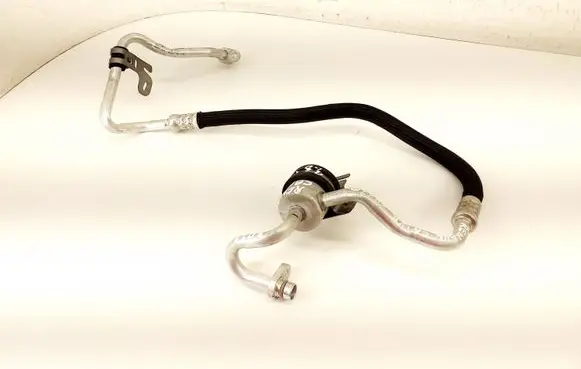 Renault Captur II Air conditioning (A/C) pipe/hose 924901423R
