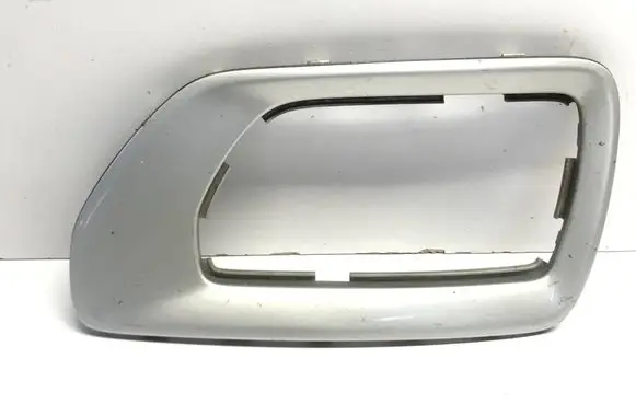 Volvo XC70 Front bumper lower grill 30744507