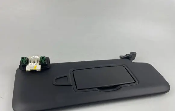 Sun visor