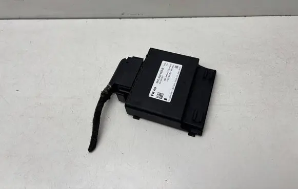 Audi A4 S4 B8 8K Voltage converter/converter module 8K0959663B