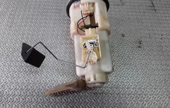 Toyota Yaris In-tank fuel pump