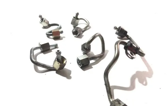 Audi A5 Sportback 8TA Fuel injector supply line/pipe 