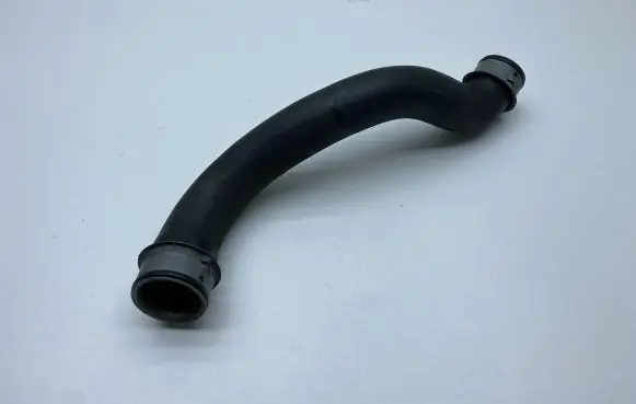 Mercedes-Benz E W212 Engine coolant pipe/hose A2045011582