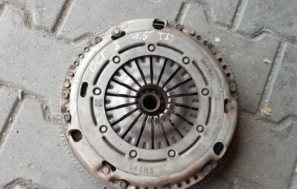 Skoda Octavia Mk3 (5E) Clutch set kit 04E141016J