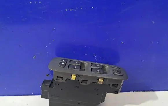 Volvo V70 Electric window control switch 30658116