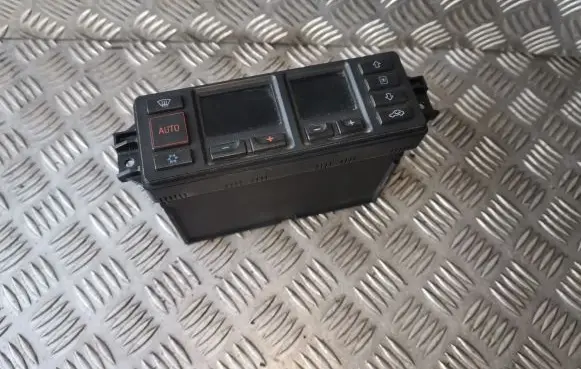 Audi A6 S6 C4 4A Climate control unit 4A0820043F 5HB00650000