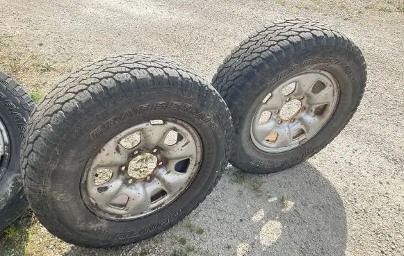 Toyota Hilux (AN10, AN20, AN30) R16 steel rim 