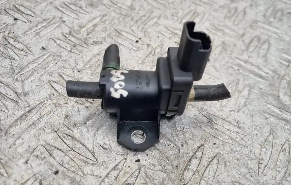 Peugeot 5008 Vacuum valve 9688124580