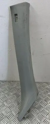 BMW 3 E90 E91 (A) pillar trim 7058332 18062008