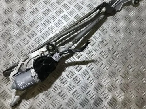 Mitsubishi ASX Front wiper linkage and motor