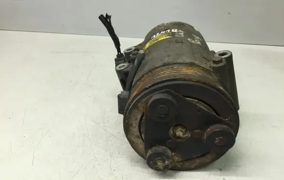 Ford Focus Air conditioning (A/C) compressor (pump) 4M5H19D629AB