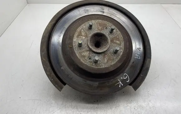 KIA Sportage Rear wheel hub