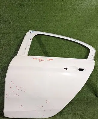 Fiat Tipo Rear door 