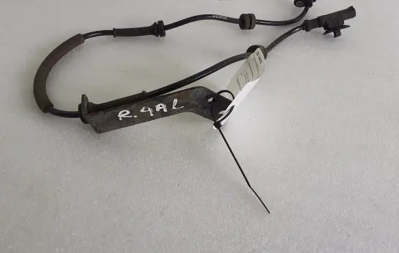 Maserati Levante Rear ABS sensor wiring 670037513 40265004586